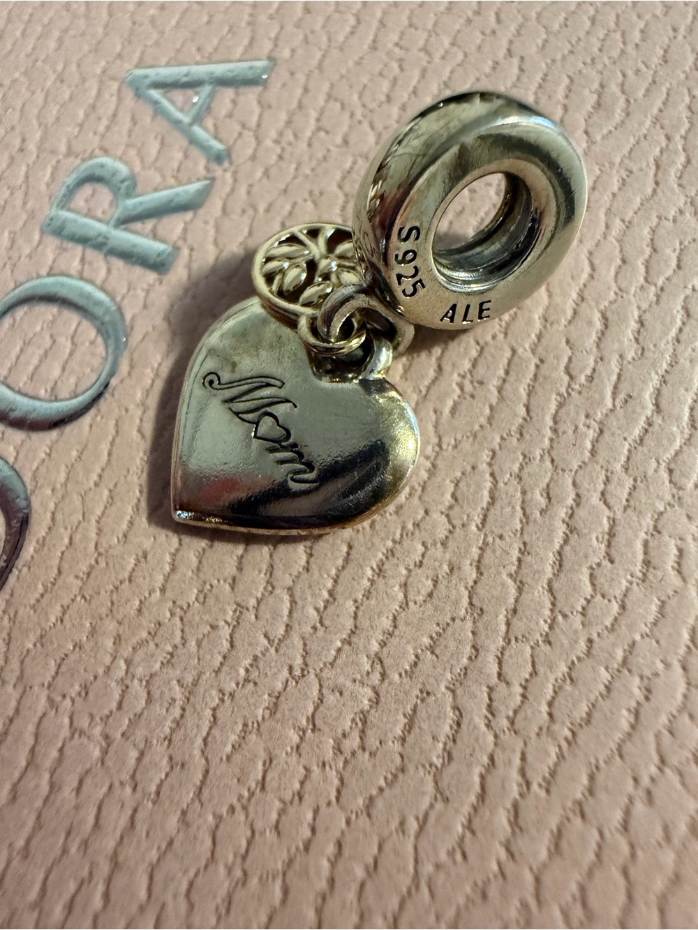 Pandora Silver 'Mom' Heart Dangle Charm - Silver